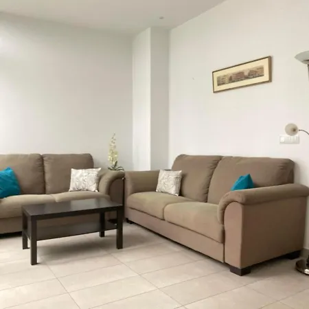 Hispalis Gran Plaza شقة *